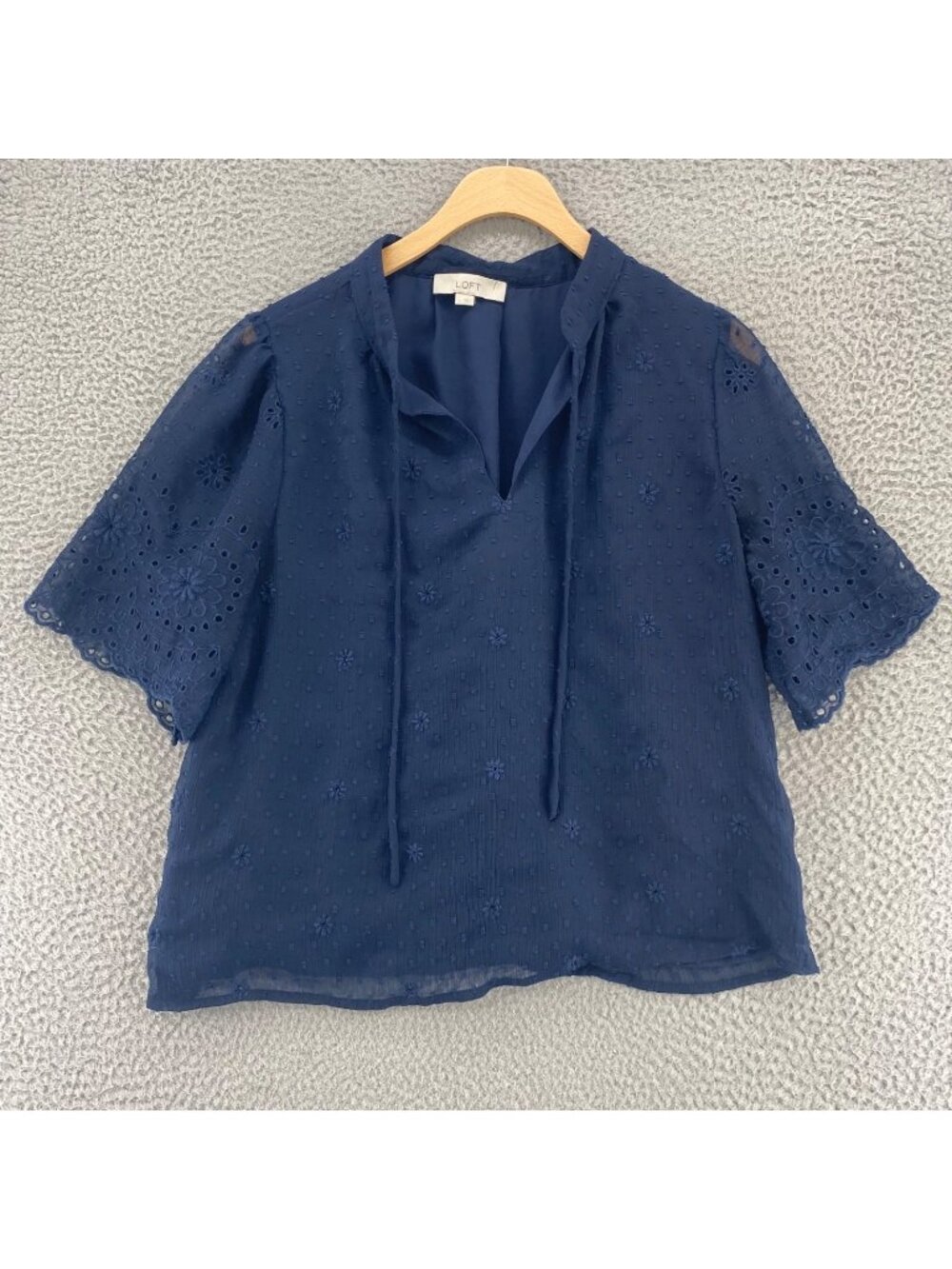 LOFT Top Womens Large Navy Gauzy Embroidered Floral Eyelet Lace Short Sleeves